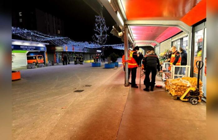 le gérant du magasin qui a accueilli les résidents évacués de l’immeuble témoigne