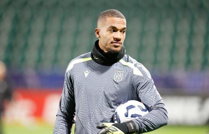 Nantes and Alban Lafont divorce in public