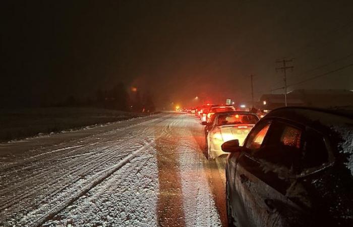 La neige complique les déplacements dans la région