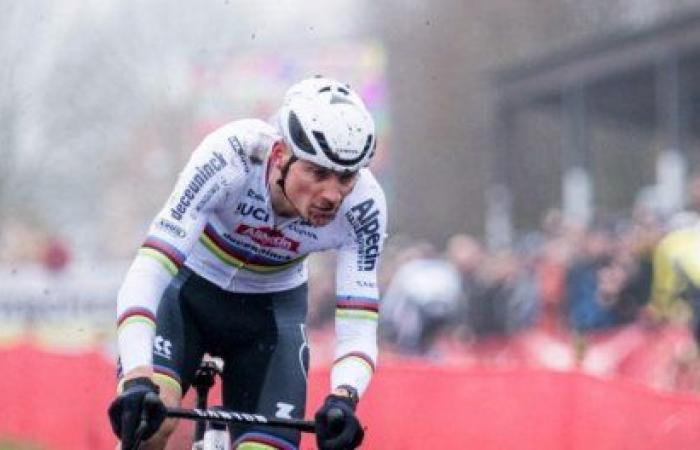 Van der Poel forfait à Coxyde contre Van Aert