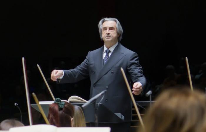 Quinze Molfetta – Grande attente pour le concert du Nouvel An de Vienne, dirigé par Maestro Riccardo Muti, originaire de Molfetta