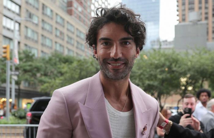 Justin Baldoni accuse Ryan Reynolds de l’avoir sévèrement réprimandé lors du tournage de “It Ends With Us”