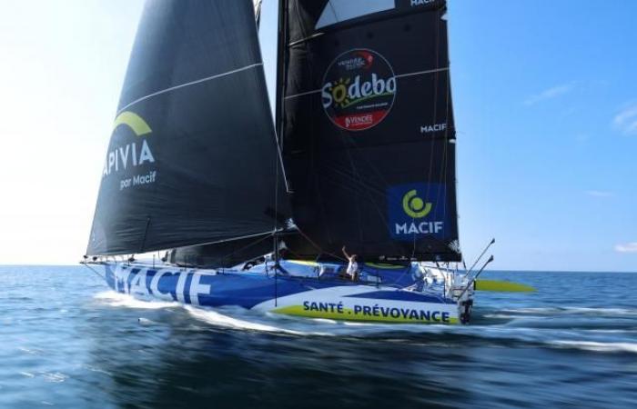 Charlie Dalin conserve son avance sur Yoann Richomme en tête du Vendée Globe, Thomas Ruyant victime d’une avarie