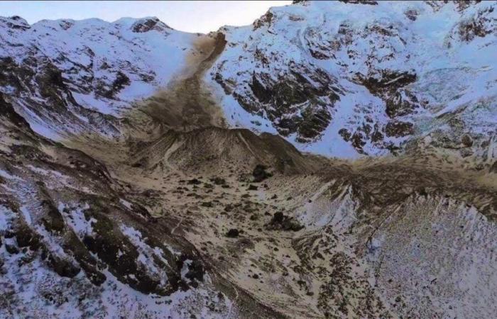 Un glissement de terrain massif et dangereux a eu lieu au Mont Rose