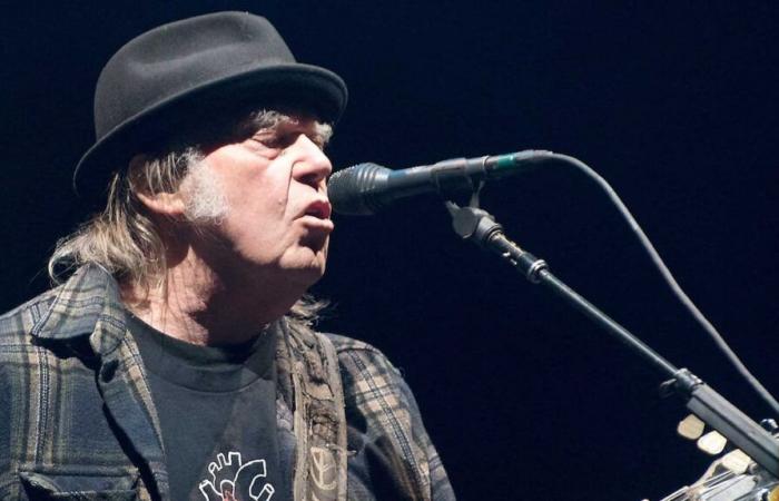 Neil Young jouera enfin au festival de Glastonbury