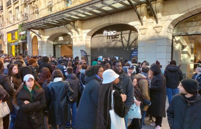 « Je ne voyais pas l’entrée à cause de la foule »… Que s’est-il passé lors de la braderie Fnac ?