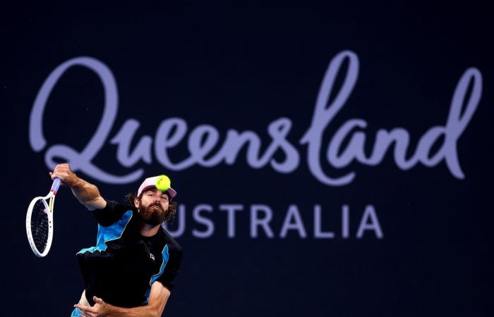 Noval Djokovic battu par Reilly Opelka, au gros service, en quarts de finale du Brisbane International