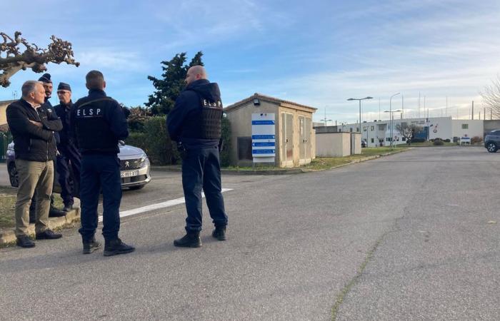 Détenu violent, arme artisanale, demande de libération, ce qu’il faut retenir de la prise d’otage à la prison d’Arles