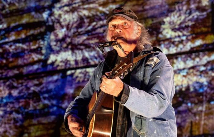 Neil Young change d’avis et participera finalement au festival de Glastonbury en juin 2025