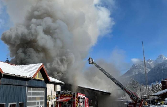 Un incendie se déclare à Château-d’Oex (VD)