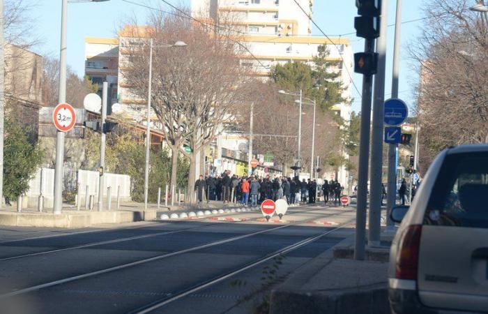 la voiture visée à La Paillade a été criblée de balles, on en sait plus sur les circonstances du drame