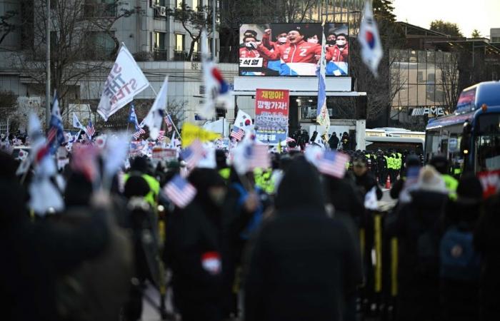 Corée du Sud | Les enquêteurs ne parviennent pas à arrêter le président déchu