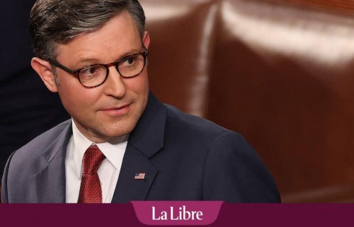 Le républicain Mike Johnson réélu président de la Chambre des représentants et promet des coupes budgétaires « drastiques »