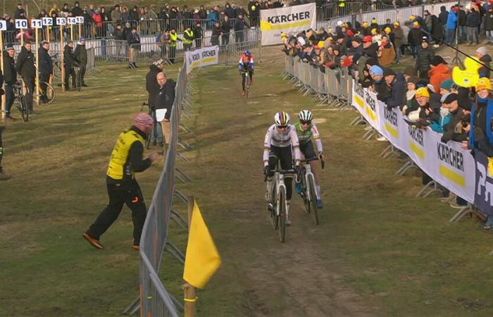 Puck Pieterse est la reine du sable de Coxyde et enregistre la première victoire de la saison