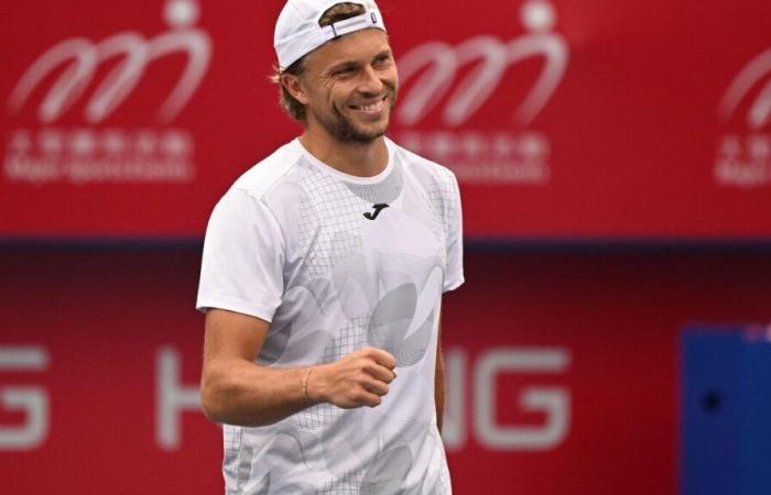 Le Français Alexandre Müller se qualifie pour la finale à Hong Kong, sa deuxième sur le circuit ATP