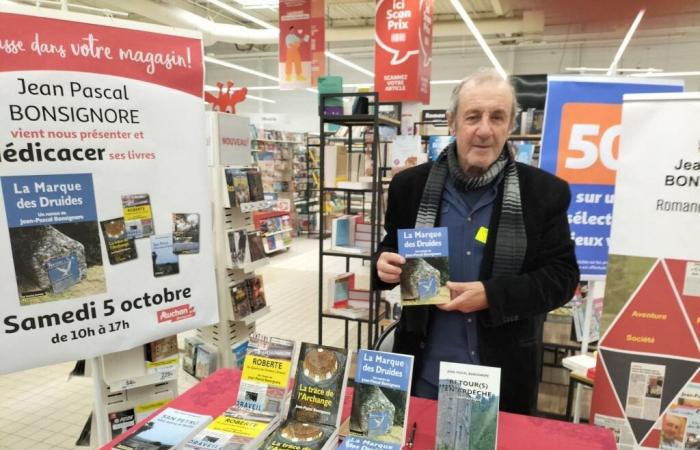 à 76 ans, cet écrivain sortira quatre nouveaux livres d’ici 2026