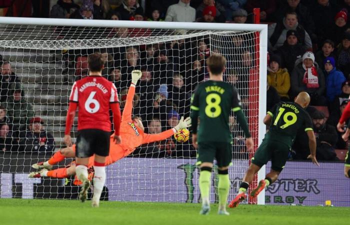 Brentford a inscrit cinq buts contre les malheureux Saints lors du premier match de la nouvelle année