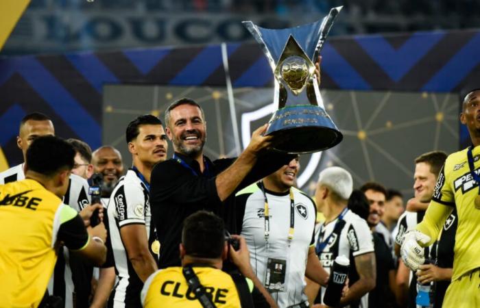 Botafogo, le club de John Textor, dit au revoir à son entraîneur Artur Jorge