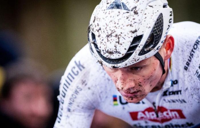 Toujours blessé, Mathieu van der Poel renonce à la Coupe du monde à Termonde