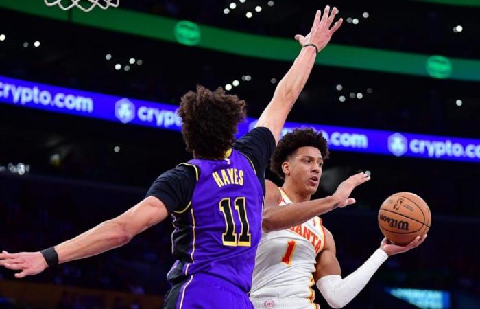 Lancers francs et défense frustrante des Doom Hawks dans une défaite à deux chiffres contre les Lakers