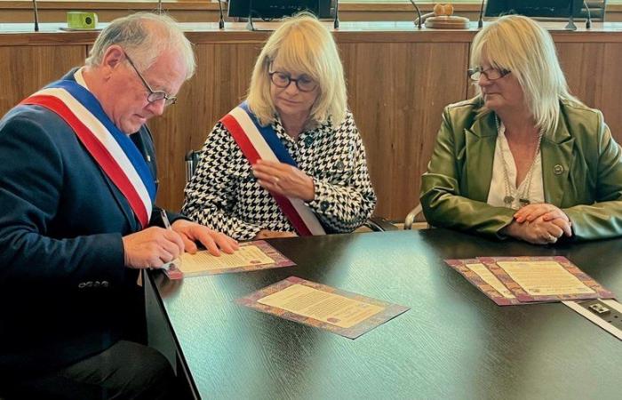 Montcuq-en-Quercy-Blanc. Pourquoi Montcuq est jumelée avec deux villes italiennes