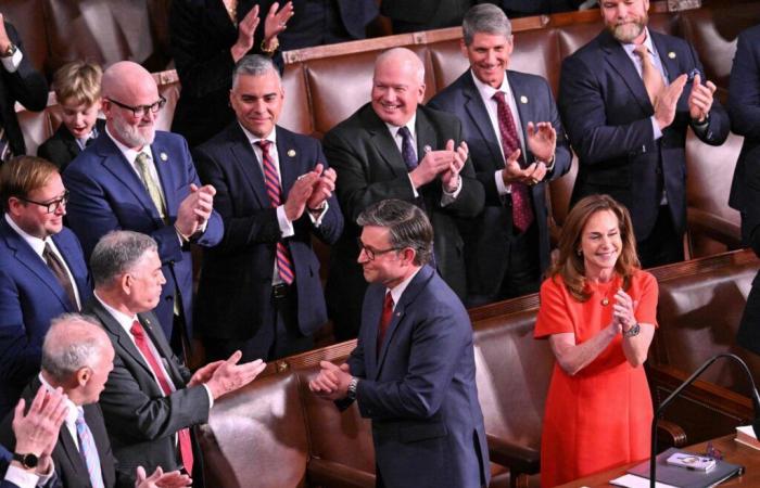 le président de la Chambre des représentants réélu au premier vote, après un revirement