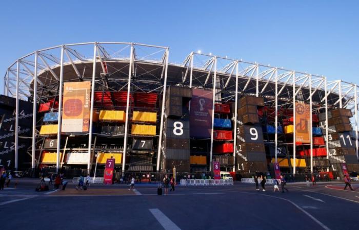 pourquoi le stade 974, qui devait être démantelé après la Coupe du monde au Qatar, est toujours debout