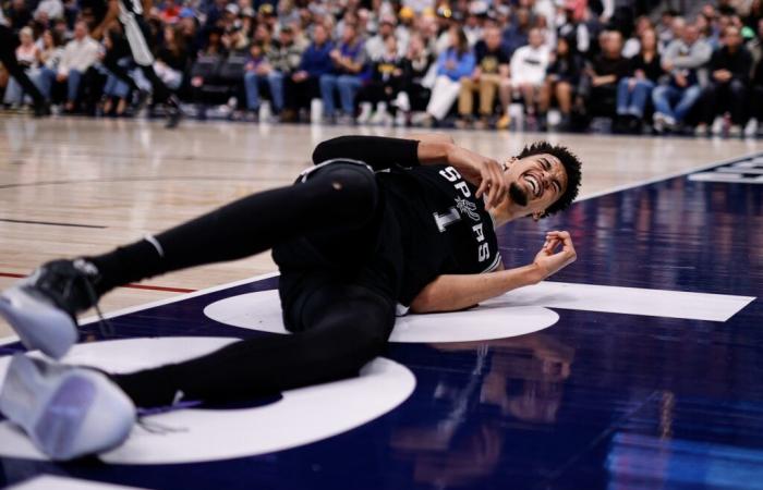 Le règne de terreur de Wembanyama continue, les Nuggets tombent sous le charme du phénomène titanesque des Spurs dans un affrontement épique.