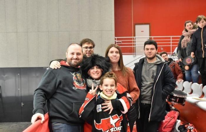 En images : revivez le match de hockey sur glace entre Neuilly-sur-Marne et Dunkerque, joué à la patinoire de Dreux