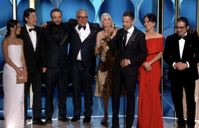 Le co-créateur de “Shōgun” qualifie de “fou” la victoire d’une série télévisée aux Golden Globes 2025