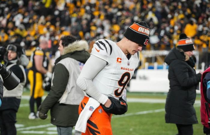 Joe Burrow maintient les minces espoirs des Bengals en séries éliminatoires malgré les difficultés des receveurs.