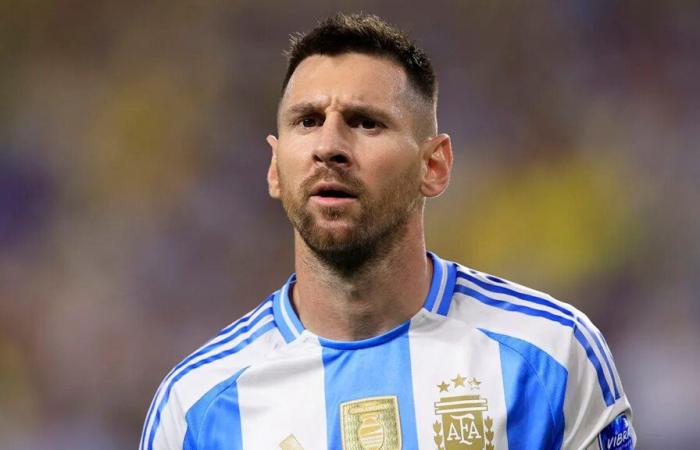 Lionel Messi saute la cérémonie de la Médaille de la Liberté de Biden alors que Clinton et Soros décernent l’indignation