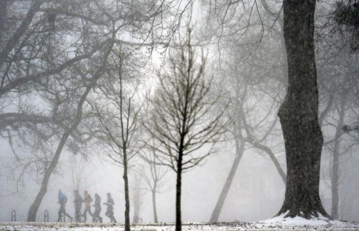 Le centre du pays frappé par une importante tempête hivernale