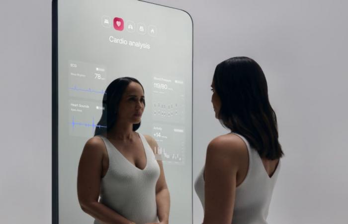 Withings dévoile Omnia, un miroir connecté futuriste pour surveiller votre santé au quotidien