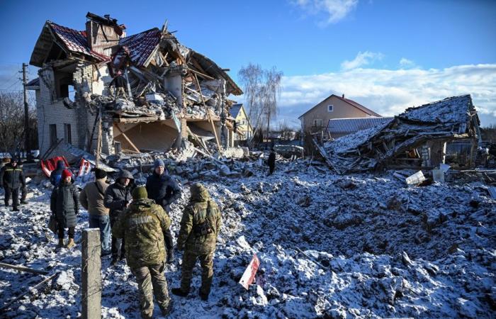 Nouvelle offensive ukrainienne dans la région de Koursk, Zelensky compte sur Trump