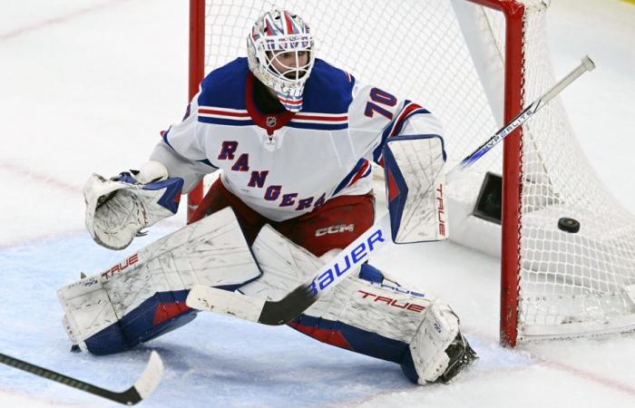 Les Rangers battent les Blackhawks 6-2