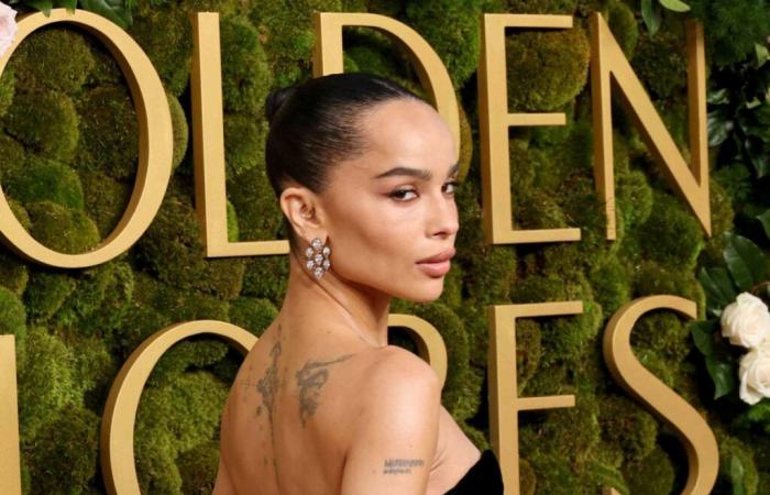 La robe décolletée en cœur de Zoë Kravitz apporte une élégance discrète aux Golden Globes 2025