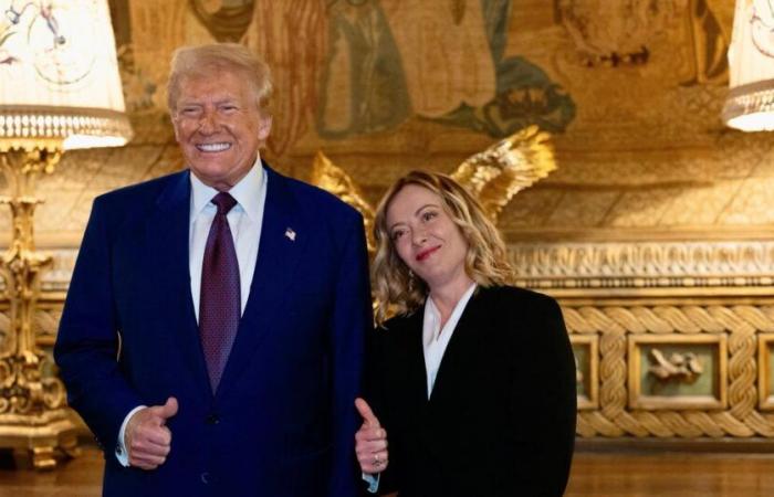 Giorgia Meloni se fait embrasser par Donald Trump en Floride