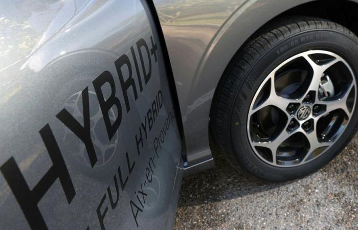 Consommation, usage, différences de prix… tout ce qu’il faut savoir pour choisir sa voiture hybride en 2025