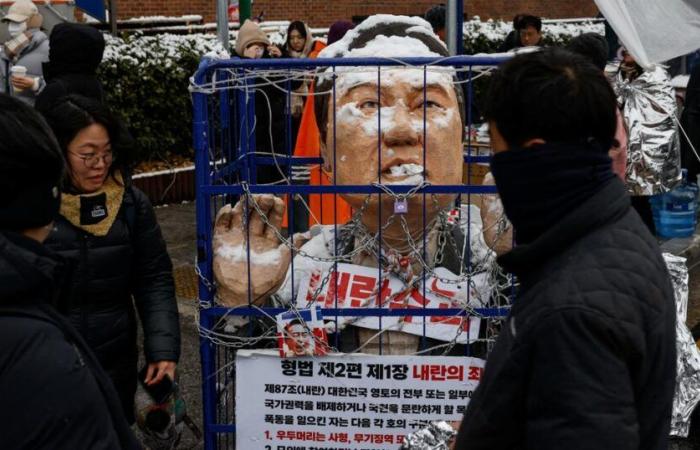 manifestations sous la neige la veille de la date limite pour arrêter Yoon