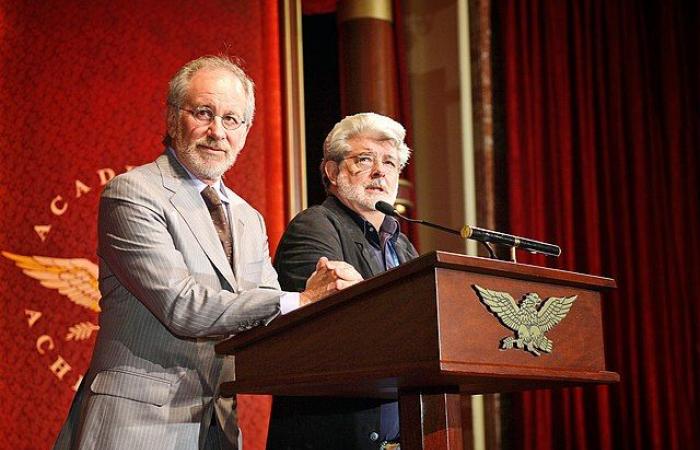 Lucas, Spielberg et Jordan dirigent le Billionaires Club – et oui, c’est avec un « B » – Muddy River News