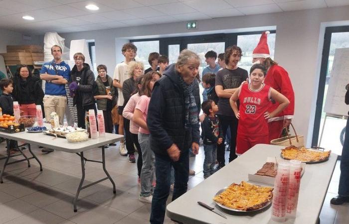 Marie-France a fêté ses 80 ans au Pays de Foix Basket