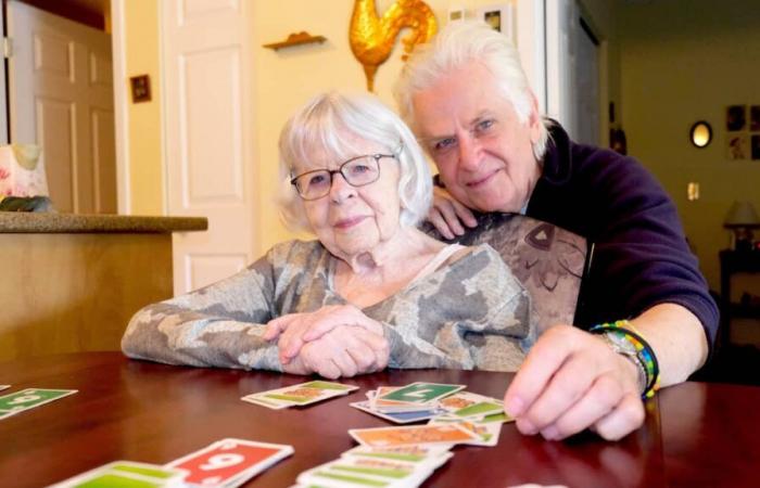 À 103 ans, un Montréalais est toujours un redoutable joueur de cartes