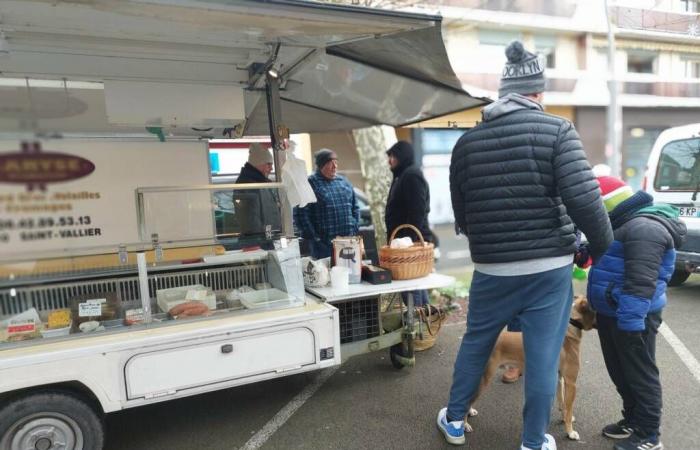 Montceau – Le marché du samedi victime d’une vague de froid, ça marche moins bien, explications