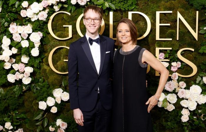 Jodie Foster fait une apparition rare avec son fils aux Golden Globes