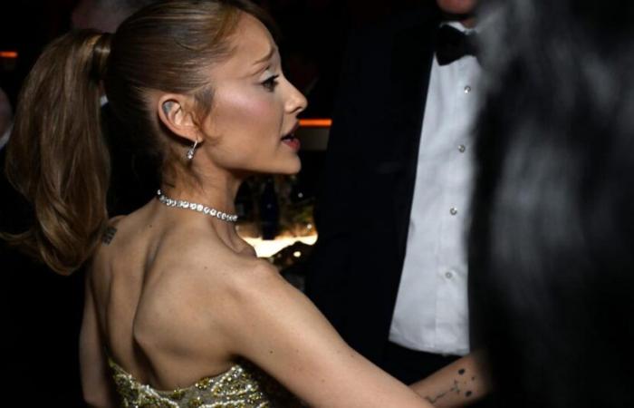 ce moment gênant entre Ariana Grande et un journaliste sur le tapis rouge des Golden Globes