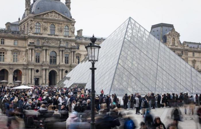 Avec 8,7 millions de visiteurs en 2024, le Louvre maintient sa fréquentation malgré la parenthèse olympique