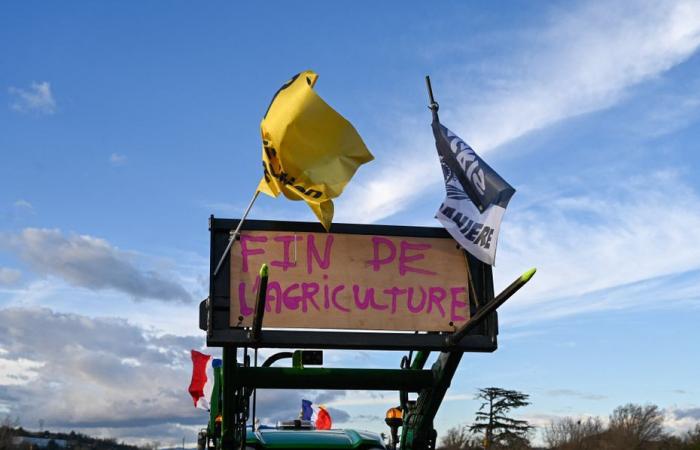 Les agriculteurs du Pas-de-Calais sur la route de Paris