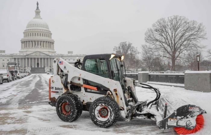 Aux États-Unis, la tempête fait cinq morts et laisse des centaines de milliers d’individus sans électricité.