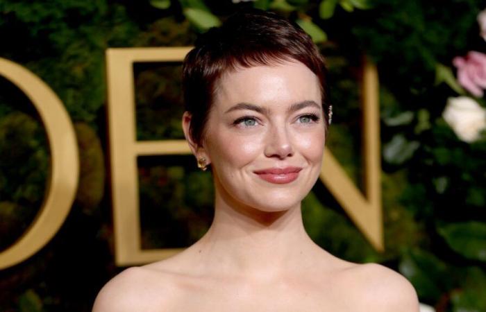 Emma Stone dévoile une nouvelle coupe de cheveux ultra courte aux Golden Globes 2025, Nicole Kidman mise sur le volume